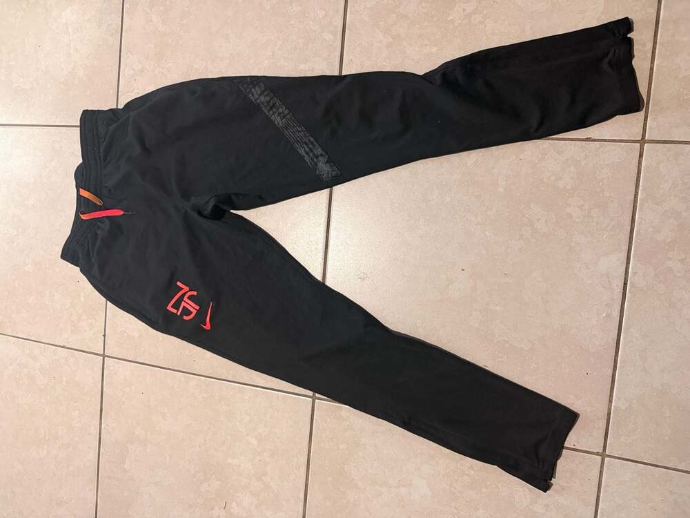 Nike Zion Williamson Dri-FIT Performance Track Pants Black Size L
